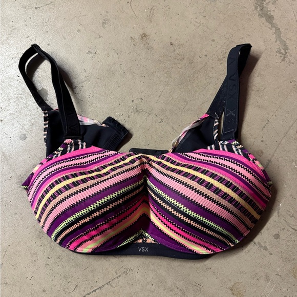VSX Other - 🌺Multicolored Victoria Secret Sports Bra